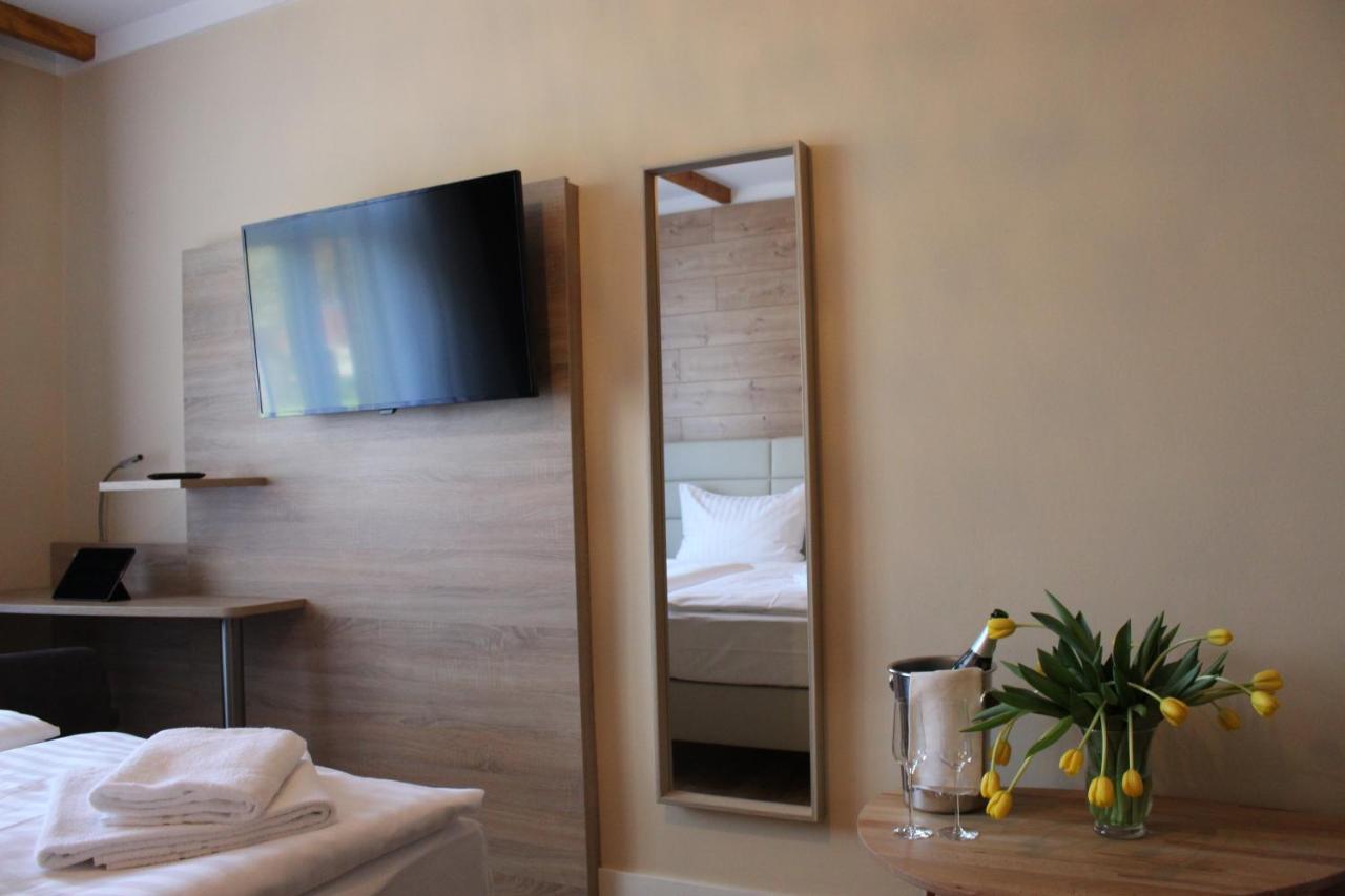Hotel Sankt Georg Neubrandenburg Dış mekan fotoğraf