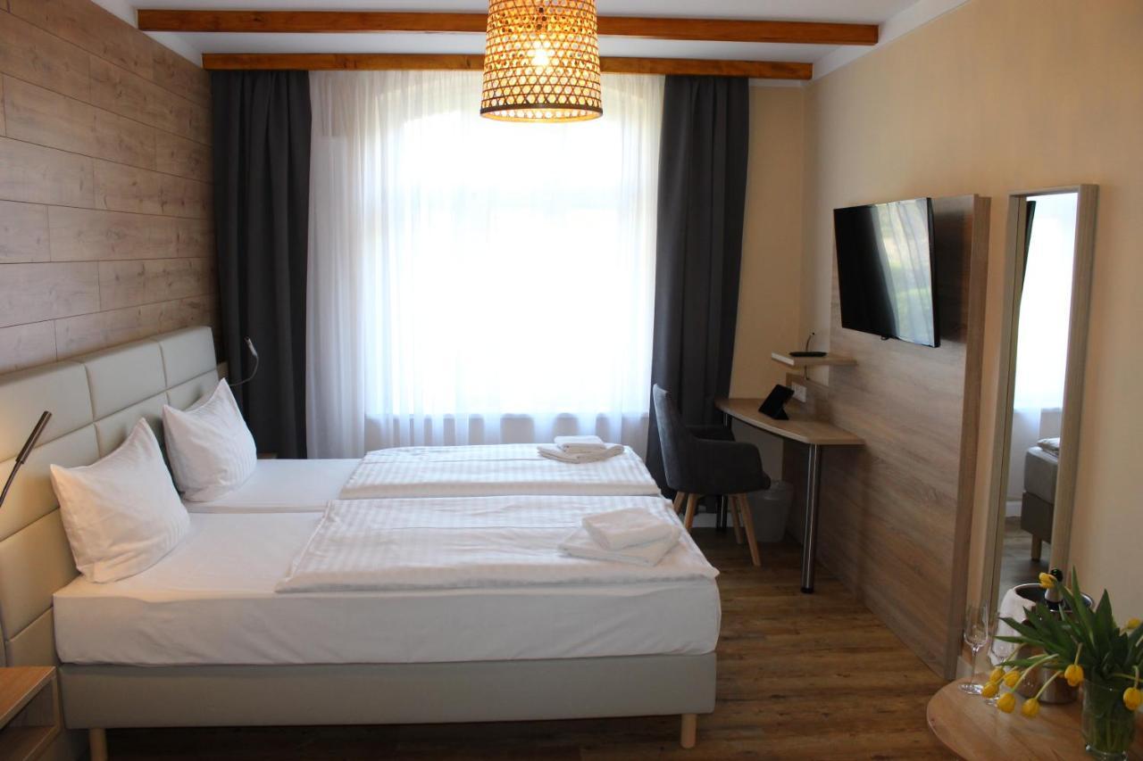 Hotel Sankt Georg Neubrandenburg Dış mekan fotoğraf