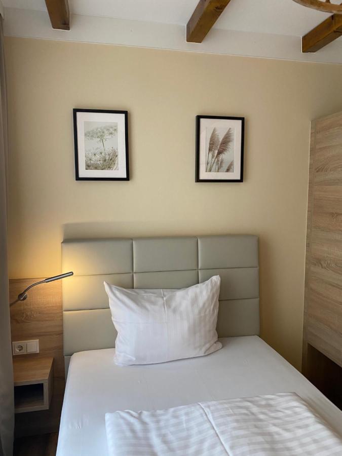 Hotel Sankt Georg Neubrandenburg Dış mekan fotoğraf